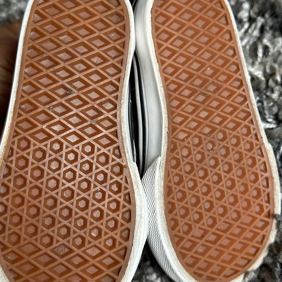 TODDLER VANS SHOES🌼 - Picture 2 of 3